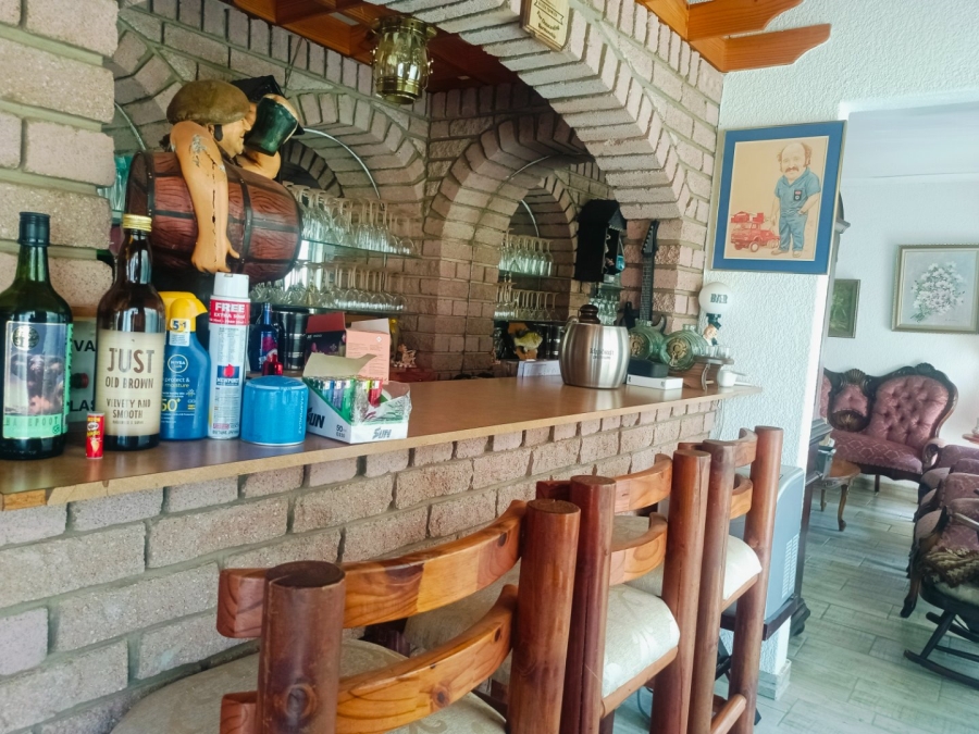 4 Bedroom Property for Sale in Wilkoppies North West